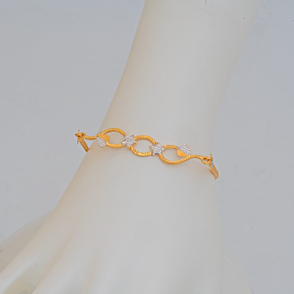 Bracelet by ST Jewellery Manufacturers