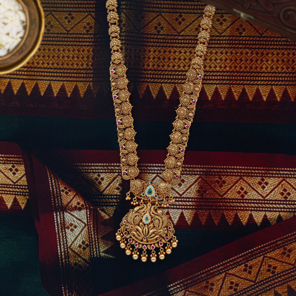 Necklace by ST Jewellery Manufacturers