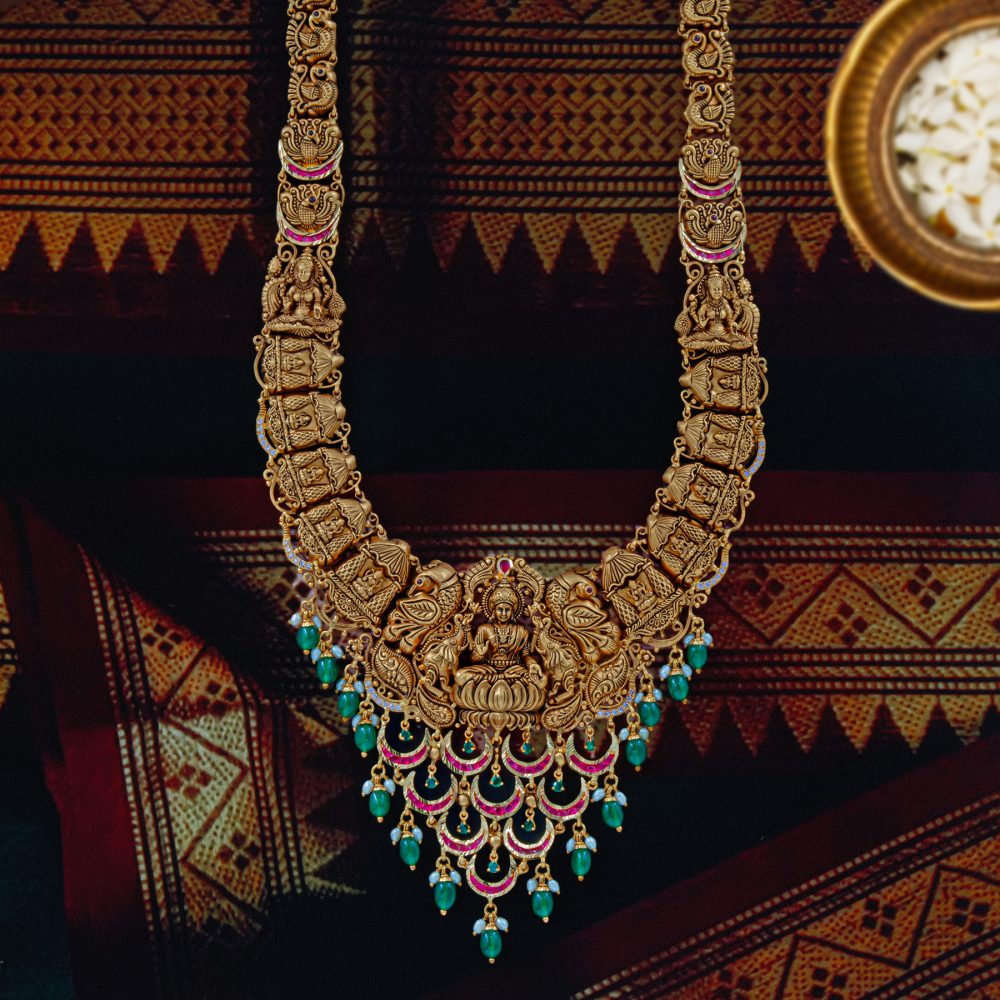 Necklace by ST Jewellery Manufacturers