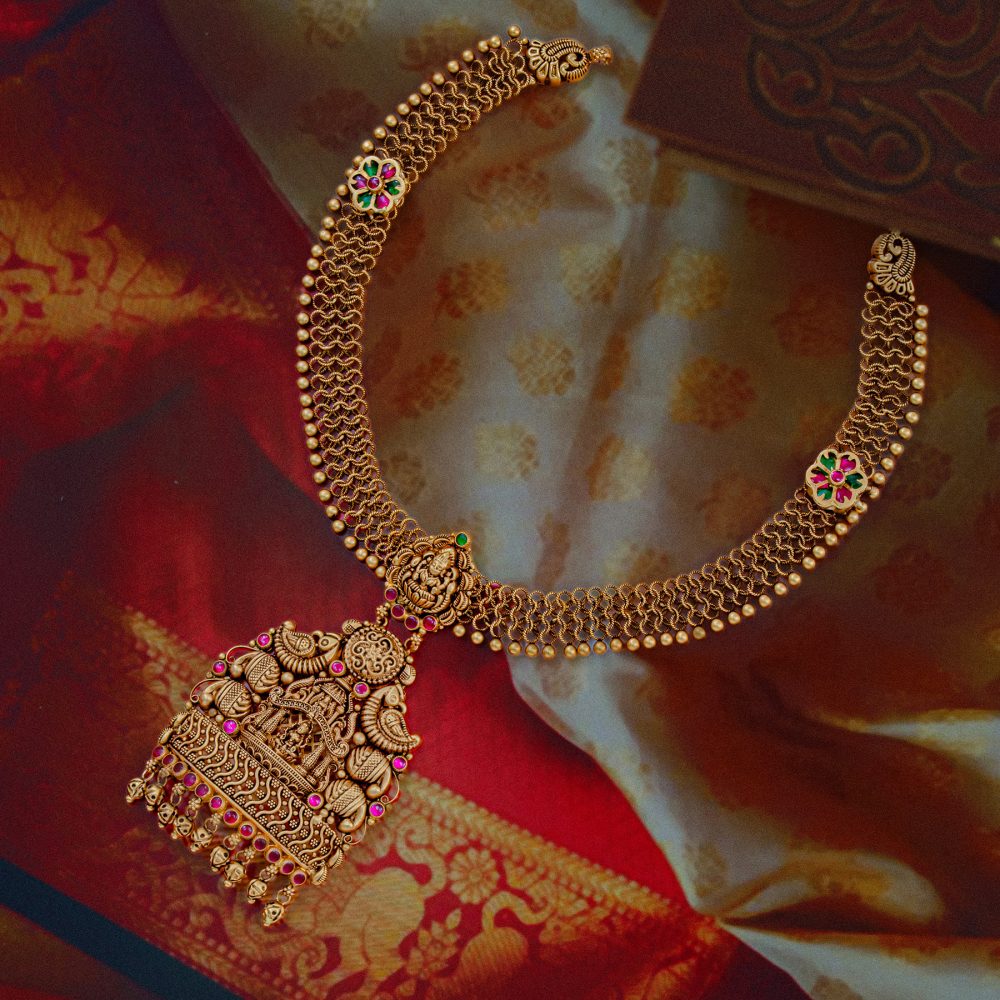 Necklace by ST Jewellery Manufacturers