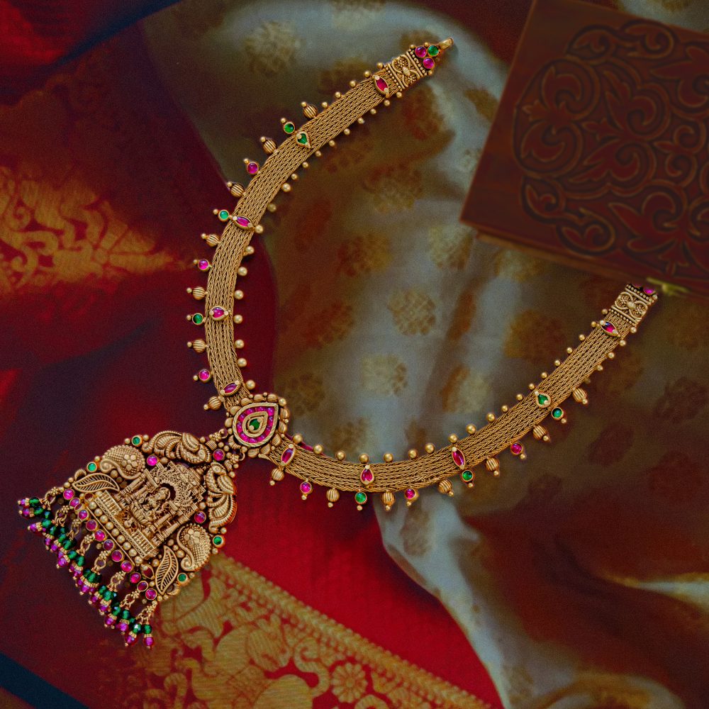 Necklace by ST Jewellery Manufacturers