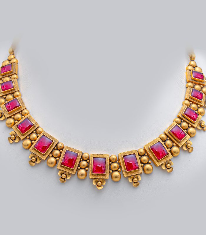 necklaces by st jewellery manufacturers