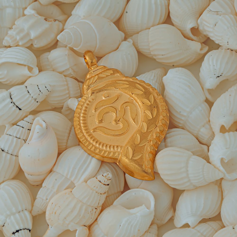 Locket by ST Jewellery Manufacturers