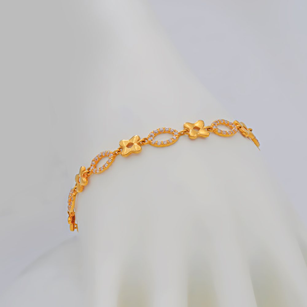 Bracelets by ST Jewellery Manufacturers