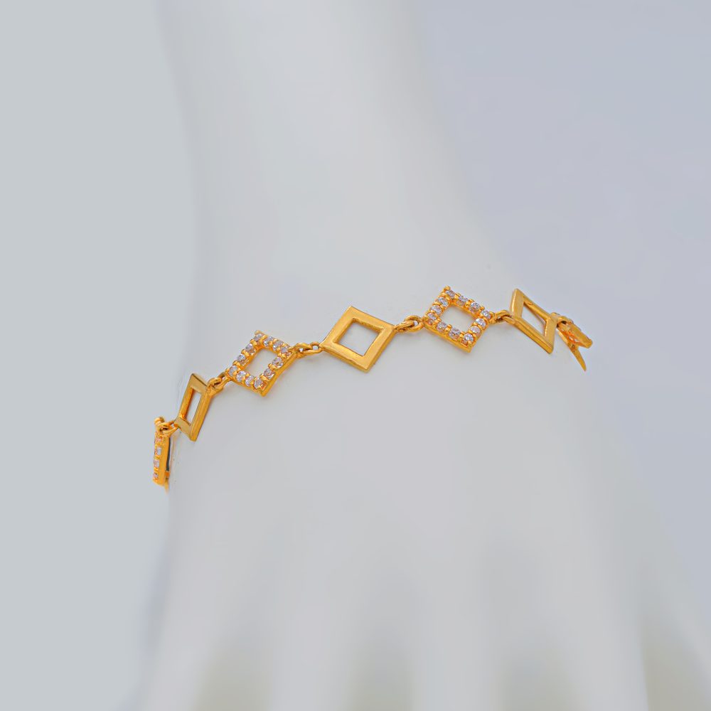 Bracelets by ST Jewellery Manufacturers